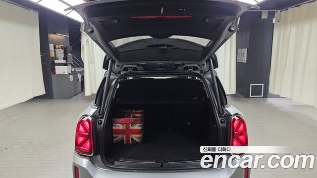 MINI Cooper Countryman Classic Plus Launch Pack 2nd Gen 2023 — фото 20
