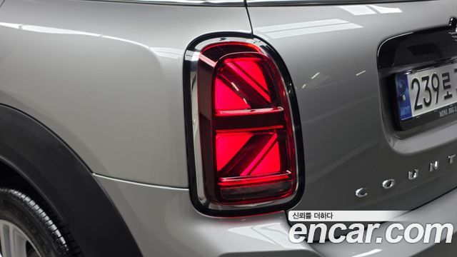 MINI Cooper Countryman Classic Plus Launch Pack 2nd Gen 2023 — фото 23