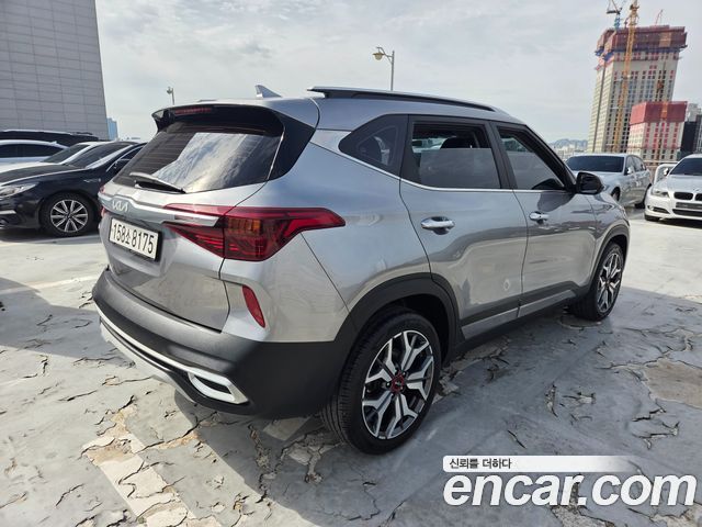 Kia Seltos Gasoline 1.6 Turbo 2WD Signature 2023 — фото 2