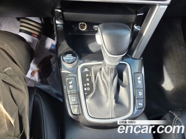 Kia Seltos Gasoline 1.6 Turbo 2WD Signature 2023 — фото 9