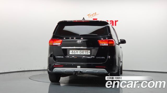 Kia Carnival 7-seater Limousine President 2016 — фото 4