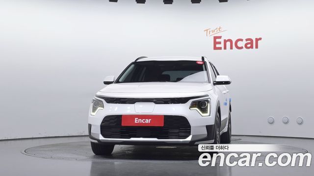 Kia Niro EV Air 2023 — фото 3