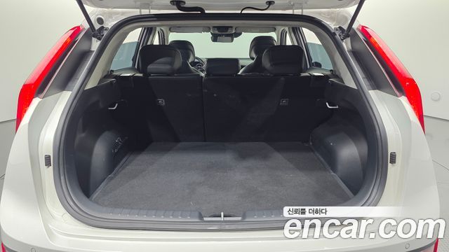 Kia Niro EV Air 2023 — фото 18
