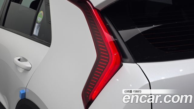 Kia Niro EV Air 2023 — фото 23
