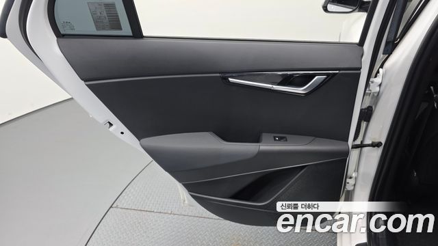 Kia Niro EV Air 2023 — фото 25