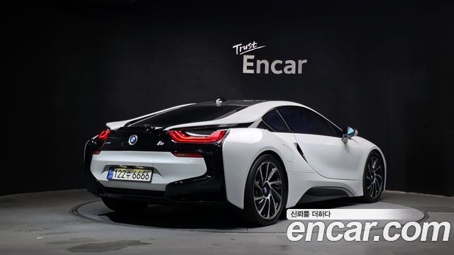 BMW i8 Coupe 2015 — фото 2