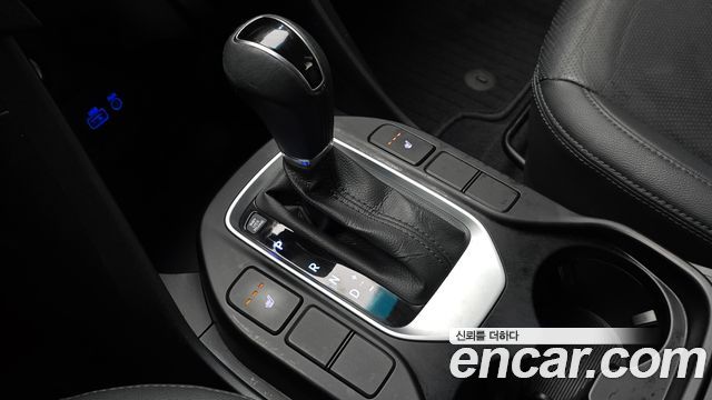 Hyundai Santa Fe The Prime Diesel 2.0 2WD Modern 2016 — фото 9
