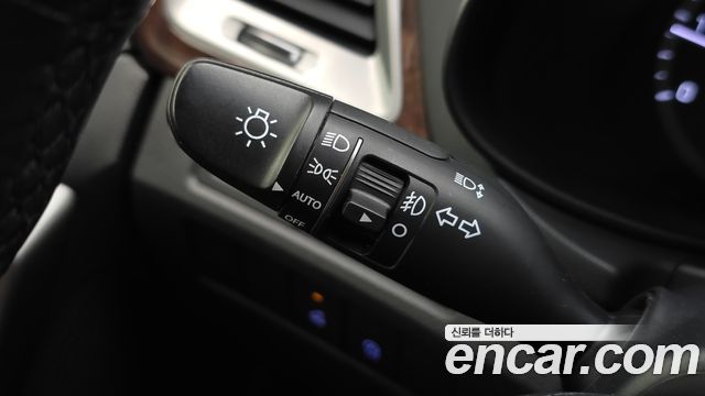 Hyundai Santa Fe The Prime Diesel 2.0 2WD Modern 2016 — фото 16