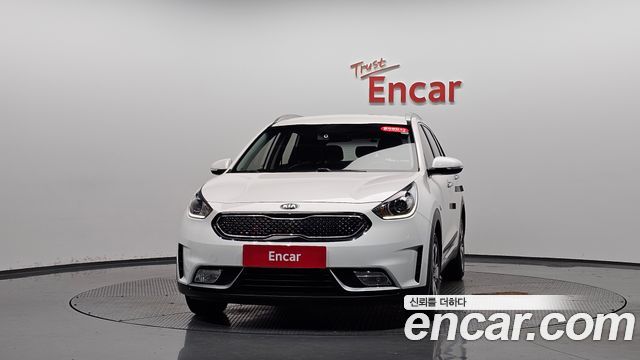 Kia Niro Prestige 2018 — фото 3