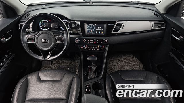 Kia Niro Prestige 2018 — фото 7