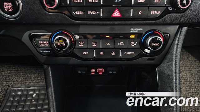 Kia Niro Prestige 2018 — фото 17