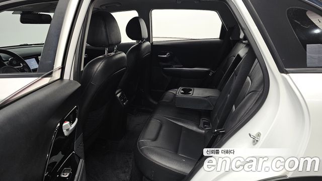 Kia Niro Prestige 2018 — фото 26