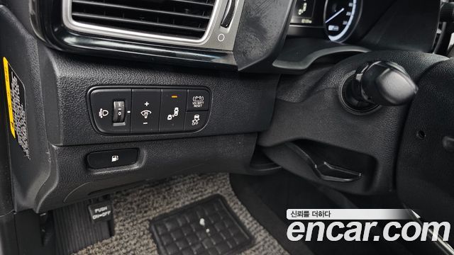 Kia Niro Prestige 2018 — фото 27