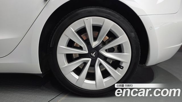 Tesla Model 3 Long Range AWD 2021 — фото 21