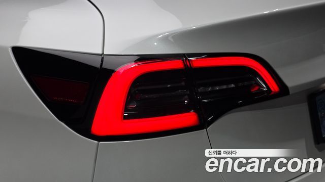 Tesla Model 3 Long Range AWD 2021 — фото 23