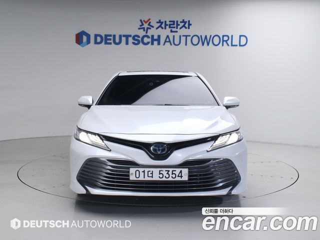 Toyota Camry (XV70) 2.5 XLE Hybrid 2019 — фото 3