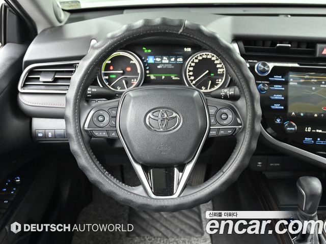 Toyota Camry (XV70) 2.5 XLE Hybrid 2019 — фото 16