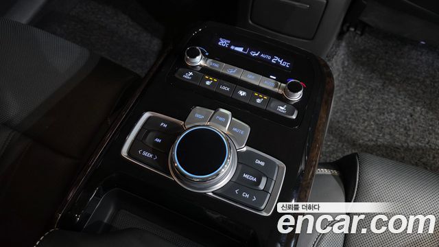Genesis G90 3.8 AWD Premium Luxury 2020 — фото 19