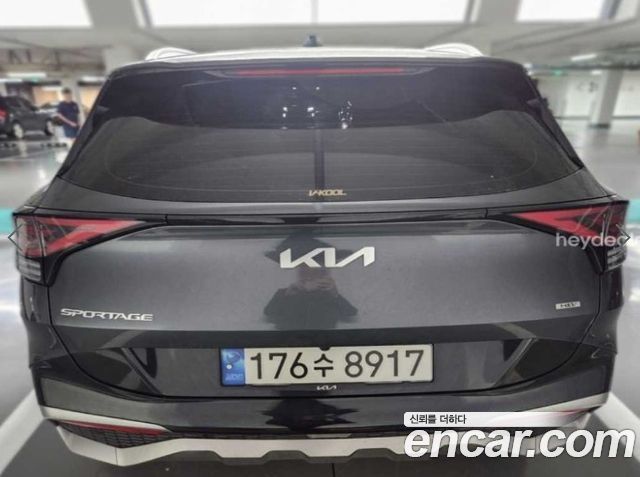 Kia Sportage Hybrid (V) Signature 2WD 2022 — фото 2