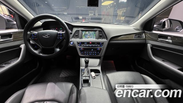 Hyundai Sonata (LF) 2.0 Smart 2015 — фото 7