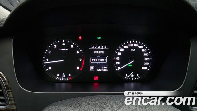Hyundai Sonata (LF) 2.0 Smart 2015 — фото 8