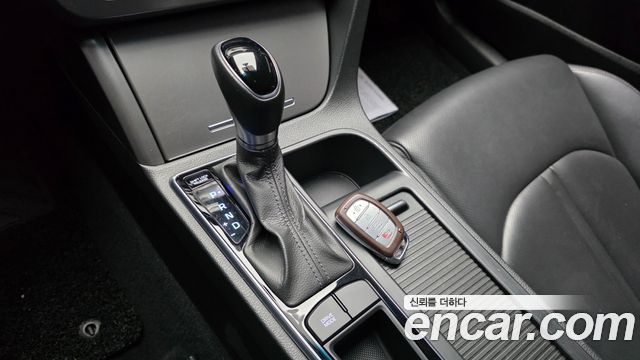 Hyundai Sonata (LF) 2.0 Smart 2015 — фото 9