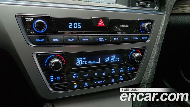 Hyundai Sonata (LF) 2.0 Smart 2015 — фото 13