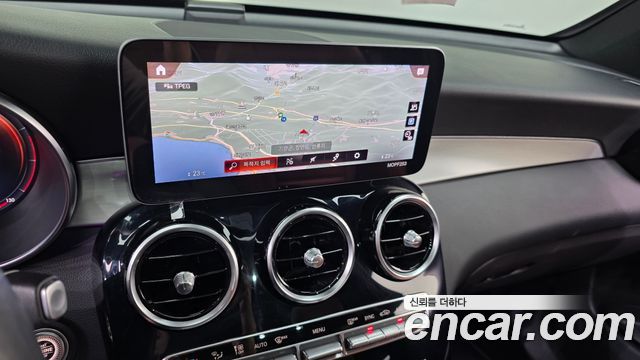 Mercedes-Benz GLC-Class (X253) GLC300 4MATIC Premium 2020 — фото 19
