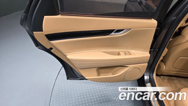 Genesis G80 (RG3) Gasoline 2.5 Turbo AWD 2025 — фото 31