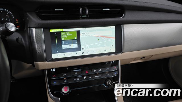 Jaguar XF (X260) 20d Prestige 2018 — фото 13