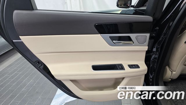 Jaguar XF (X260) 20d Prestige 2018 — фото 25