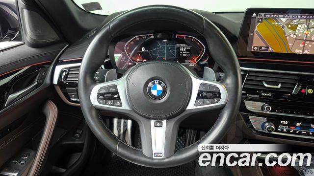 BMW 5 Series (G30) 530i M Sport Package 2022 — фото 17