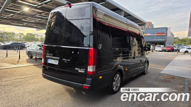 Hyundai Solati 11-Seater Luxury 2021 — фото 2