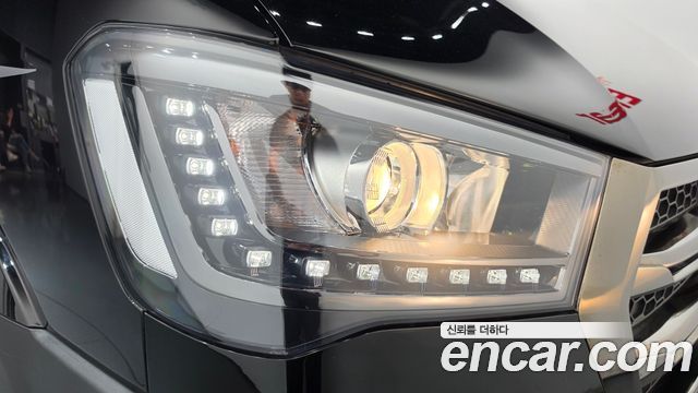 Hyundai Solati 11-Seater Luxury 2021 — фото 22