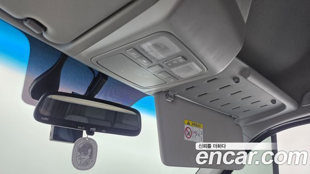 Hyundai Solati 11-Seater Luxury 2021 — фото 28