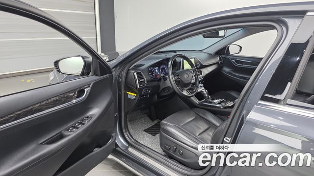 Hyundai Grandeur (IG) 2.4 Premium 2018 — фото 10