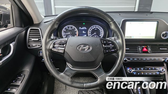 Hyundai Grandeur (IG) 2.4 Premium 2018 — фото 12