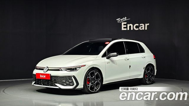 Volkswagen Golf (VIII) 2.0 GTI