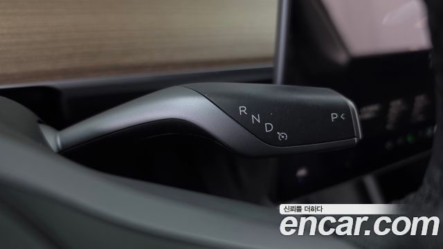 Tesla Model Y Long Range AWD 2022 — фото 9