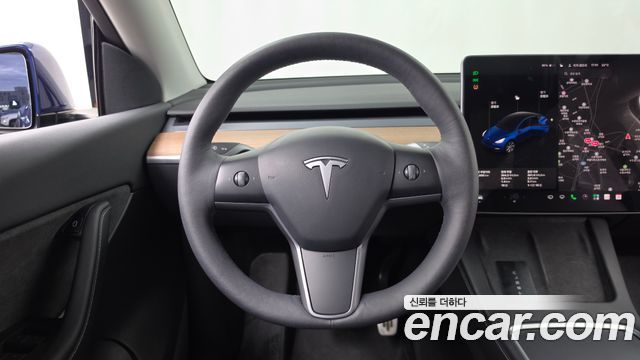 Tesla Model Y Long Range AWD 2022 — фото 13