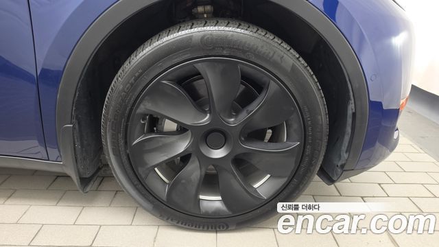 Tesla Model Y Long Range AWD 2022 — фото 21
