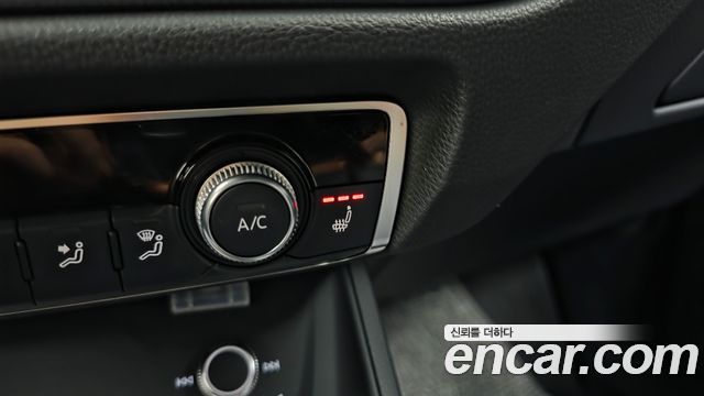 Audi Q3 (F3) 40 TFSI Quattro Premium 2024 — фото 13