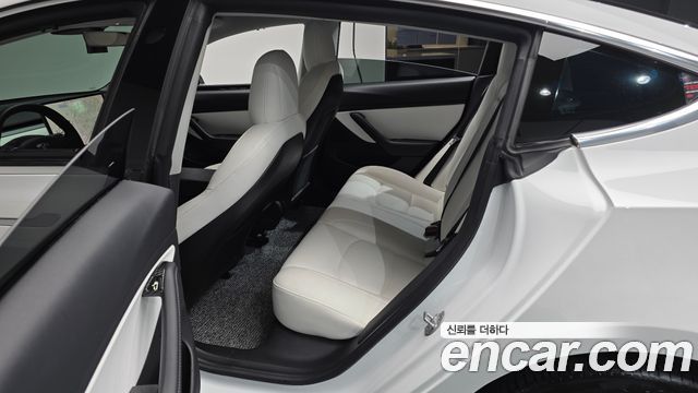 Tesla Model 3 Long Range AWD 2020 — фото 11