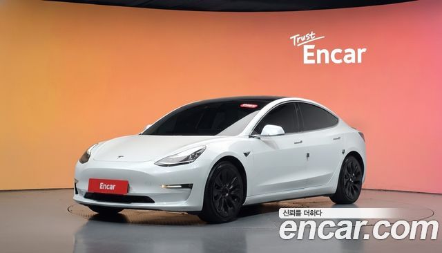 Tesla Model 3 Long Range AWD