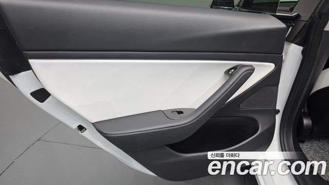 Tesla Model 3 Long Range AWD 2020 — фото 25