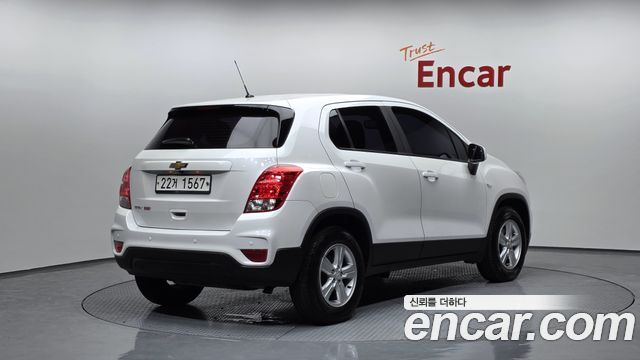 Chevrolet Trax 1.4 LS Deluxe 2017 — фото 2
