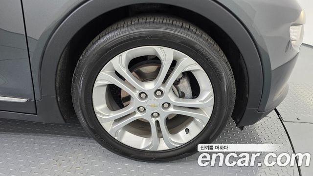 Chevrolet Bolt EV EV LT DLX 2019 — фото 21
