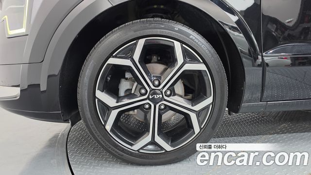 Kia Niro Prestige 2022 — фото 5