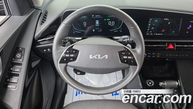 Kia Niro Prestige 2022 — фото 13