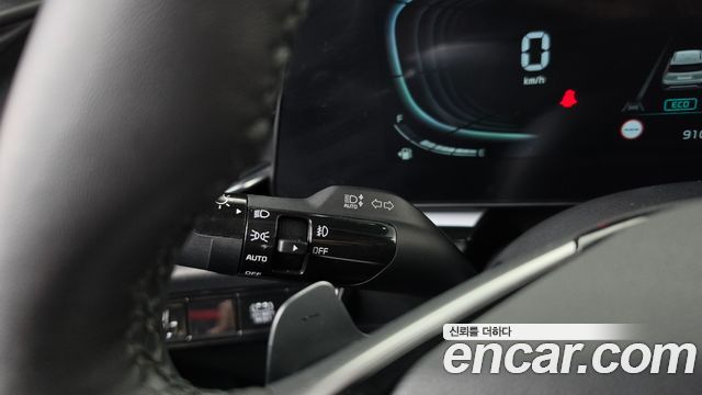 Kia Niro Prestige 2022 — фото 18